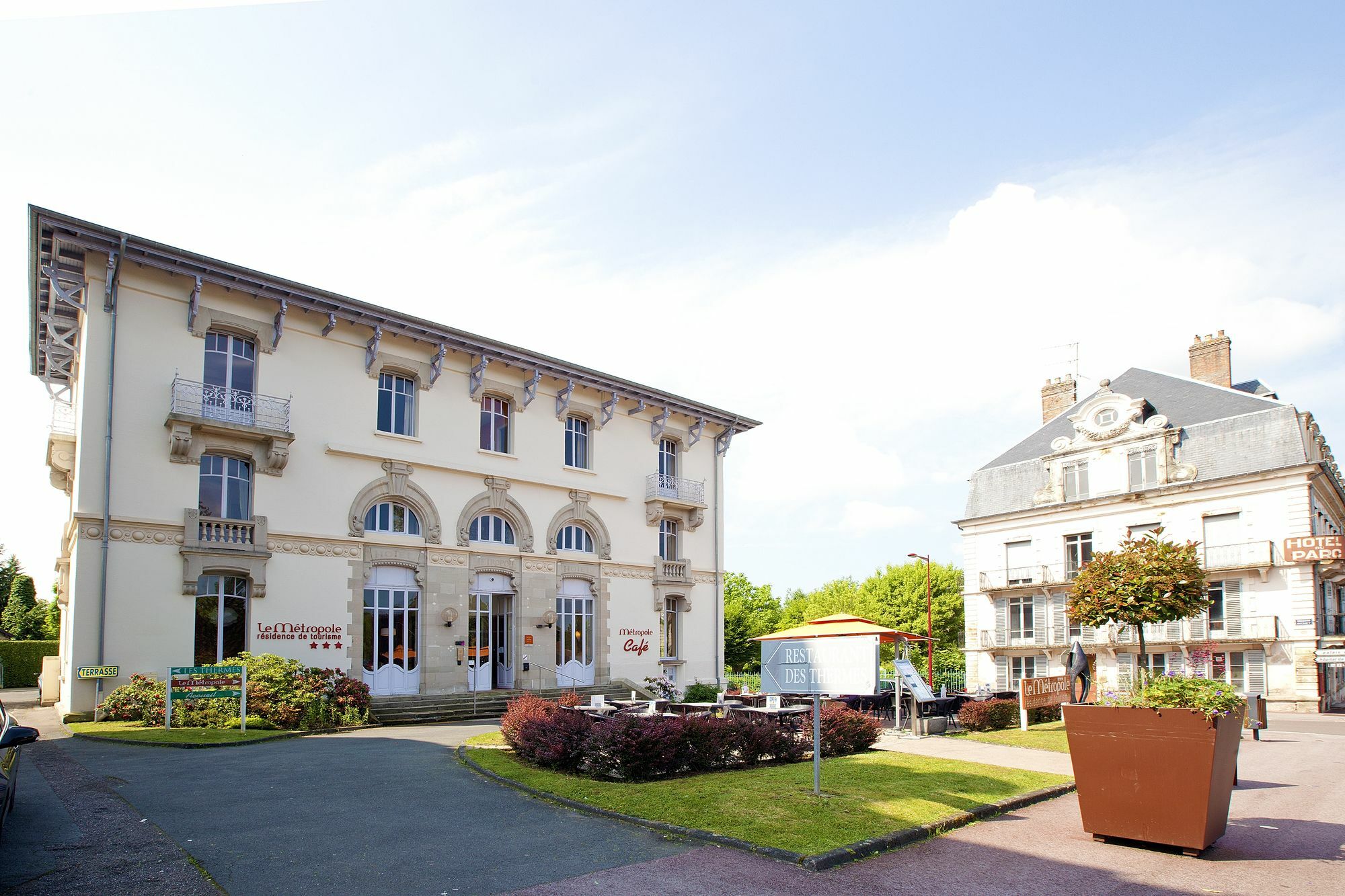 Hotels & Residences - Les Thermes Luxeuil-les-Bains Eksteriør bilde